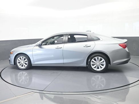Used 2024 Chevrolet Malibu LT FWD image 3