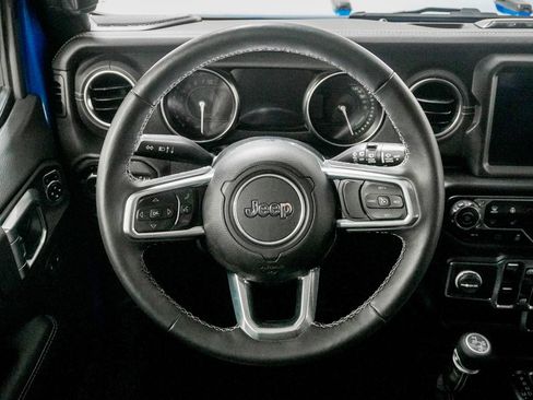 Used 2023 Jeep Wrangler Unlimited Sahara w/ Cold Weather Group AWD/4WD image 21