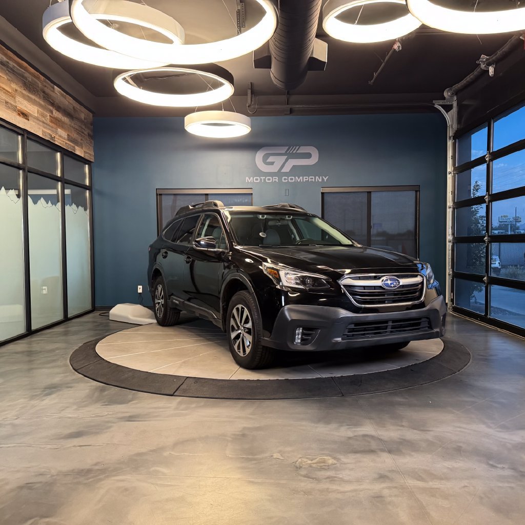 Used 2020 Subaru Outback Premium AWD/4WD image 1