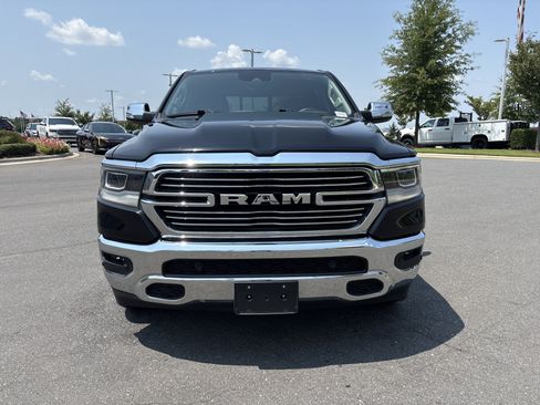 Used 2022 RAM 1500 Laramie AWD/4WD image 3