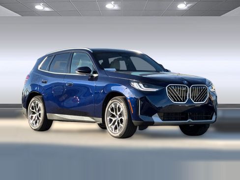 Used 2026 BMW X3 xDrive30i w/ Premium Package AWD/4WD image 7
