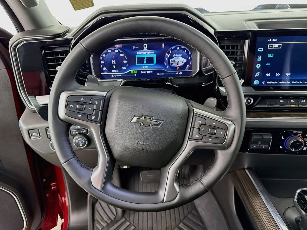 Used 2025 Chevrolet Silverado 1500 LT Trail Boss w/ Convenience Package II AWD/4WD image 13