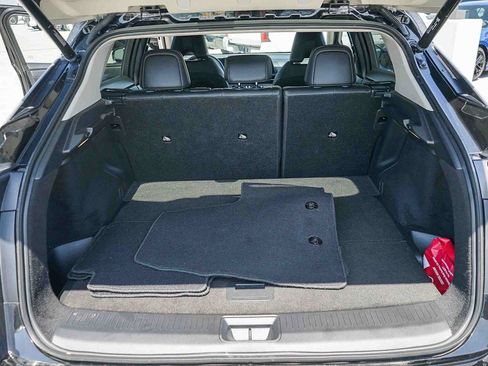 Used 2025 Nissan Ariya FWD image 24