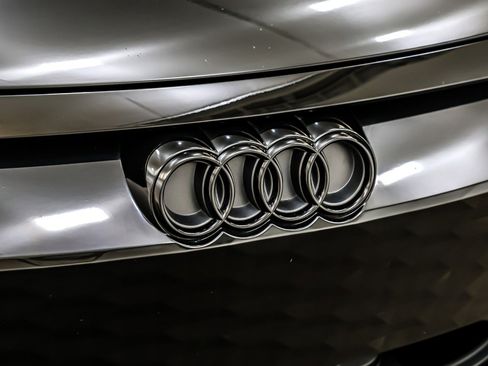 Used 2023 Audi RS e-tron GT w/ Ceramic Brake Package image 14