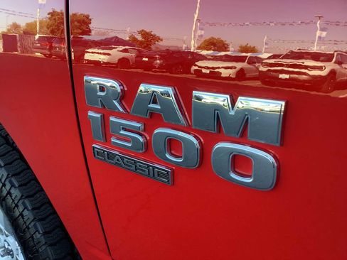 Used 2024 RAM 1500 Classic SLT AWD/4WD image 7