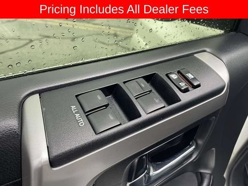Used 2017 Toyota 4Runner Limited AWD/4WD image 20