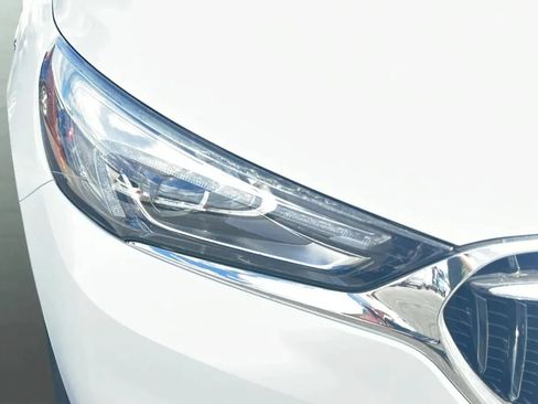 Used 2018 Buick Enclave Essence FWD image 28