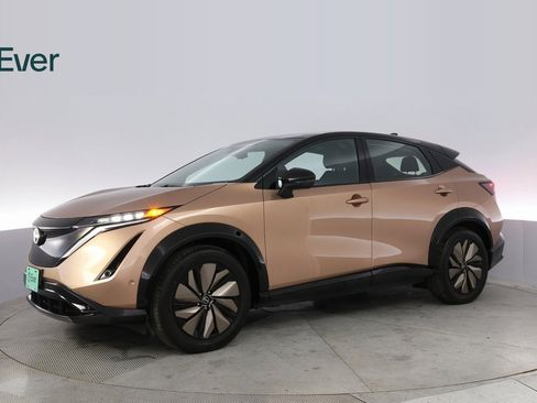 Used 2024 Nissan Ariya AWD image 15