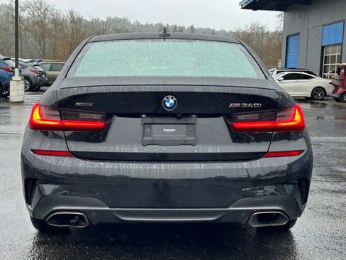 Used 2022 BMW M340i xDrive M340i xDrive w/ Driving Assistance Package image 7
