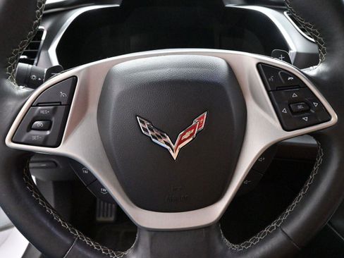 Used 2014 Chevrolet Corvette Stingray Coupe image 16