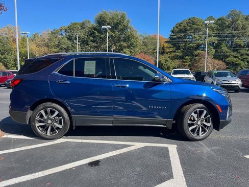 Used 2022 Chevrolet Equinox Premier image 4