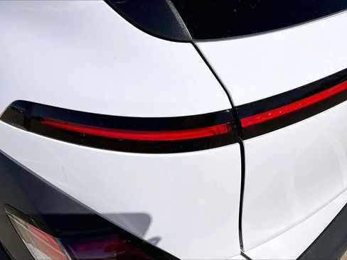 Certified 2025 Hyundai Kona SEL image 27