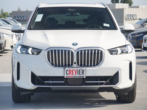 Used 2026 BMW X5 xDrive50e w/ Premium Package image 2