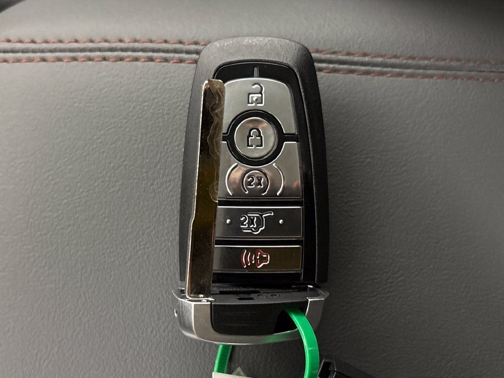 New 2026 Ford Explorer Active w/ Active Comfort Package RWD image 29