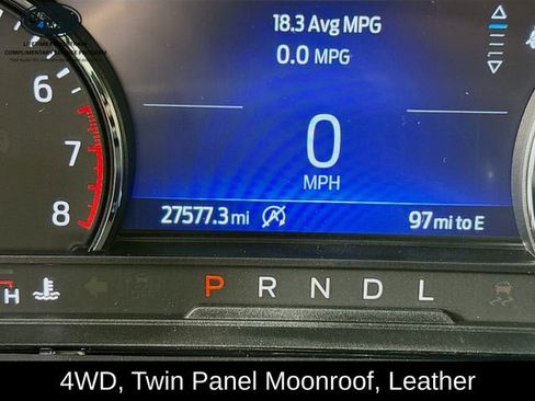 Used 2022 Ford Explorer XLT w/ Equipment Group 202A image 12