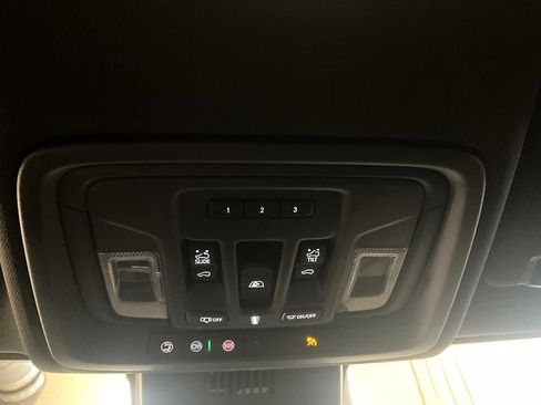 Used 2022 Chevrolet Silverado 1500 High Country w/ Max Trailering Package AWD/4WD image 29