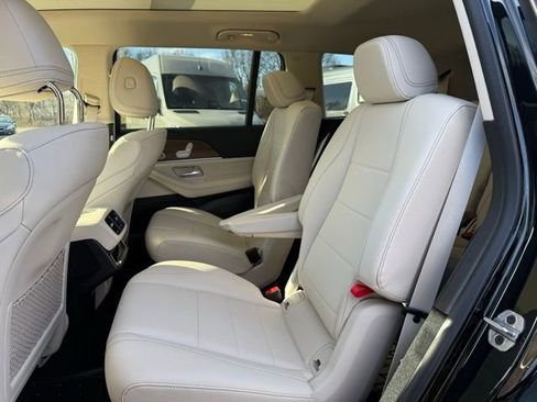 Certified 2026 Mercedes-Benz GLS 450 4MATIC image 16