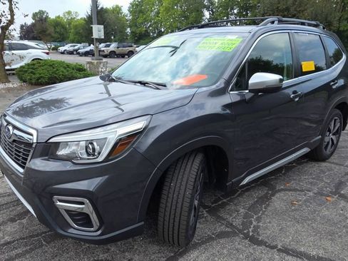 Used 2020 Subaru Forester Touring AWD/4WD image 4