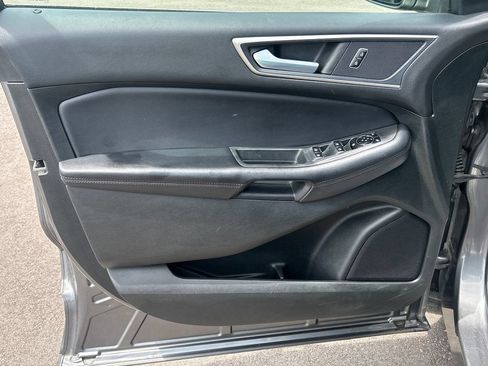 Used 2023 Ford Edge SEL AWD/4WD image 18