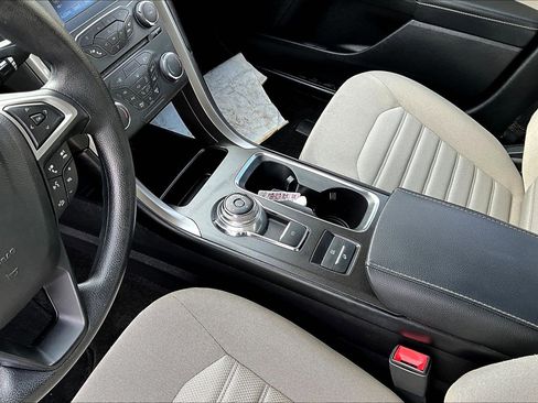 Used 2017 Ford Fusion S image 15