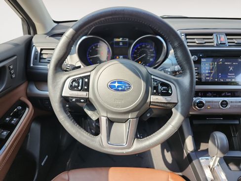 Used 2017 Subaru Outback 3.6R Touring w/ Popular Package #5A AWD/4WD image 13