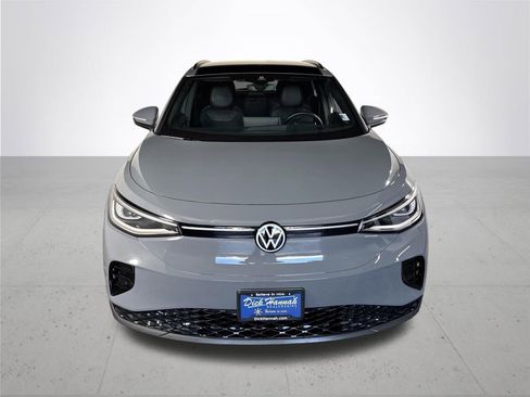 Certified 2025 Volkswagen ID.4 Pro S image 3