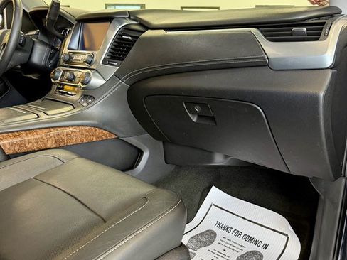 Used 2015 Chevrolet Tahoe LTZ RWD image 12