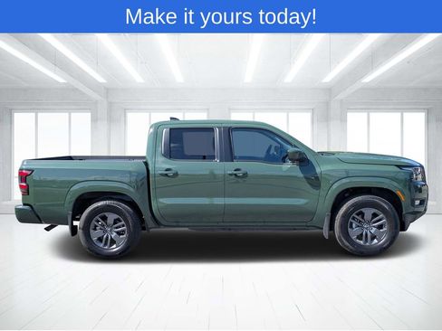 Used 2025 Nissan Frontier SV w/ SV Convenience Package RWD image 2