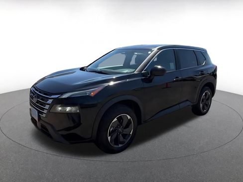 Used 2025 Nissan Rogue SV FWD image 8