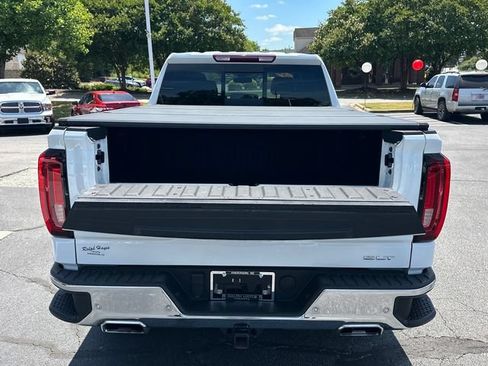Used 2024 GMC Sierra 1500 SLT w/ SLT Convenience Package AWD/4WD image 28
