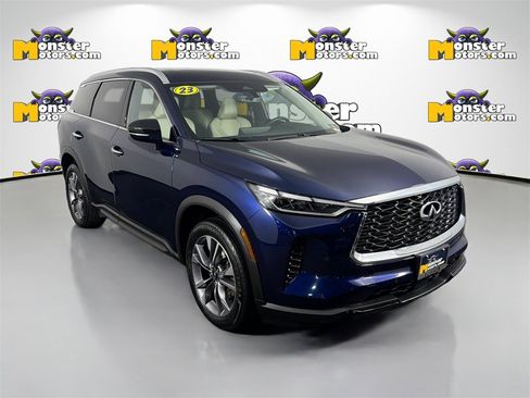 Used 2023 INFINITI QX60 Luxe image 3