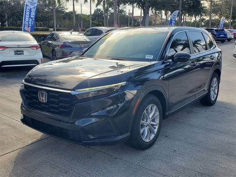 Used 2023 Honda CR-V EX image 3