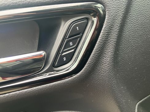 Used 2022 Dodge Durango GT image 4