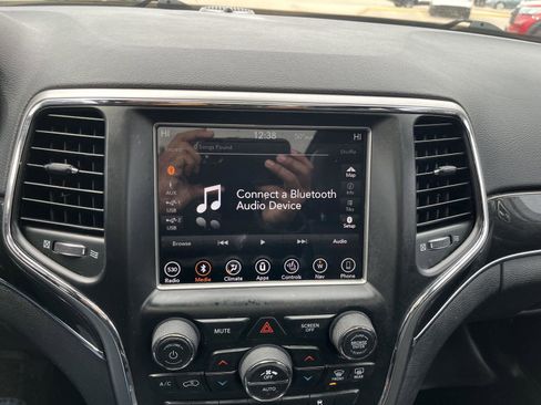 Used 2018 Jeep Grand Cherokee Trailhawk w/ Trailhawk Luxury Group image 21