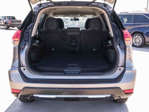 Used 2017 Nissan Rogue S AWD/4WD image 25