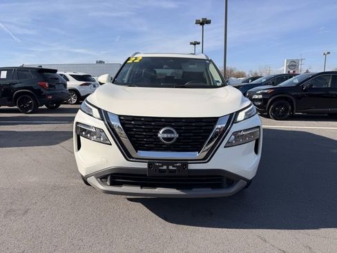 Certified 2022 Nissan Rogue SV w/ SV Premium Package image 3