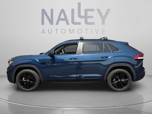 Certified 2023 Volkswagen Atlas Cross Sport SEL R-Line AWD/4WD image 2