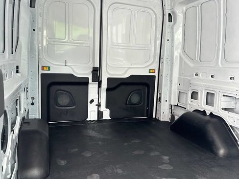 Used 2024 Ford Transit 250 148 High Roof RWD image 24