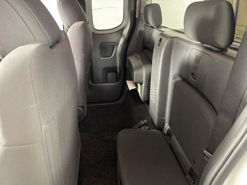 Used 2024 Nissan Frontier S w/ S Utility Package image 15