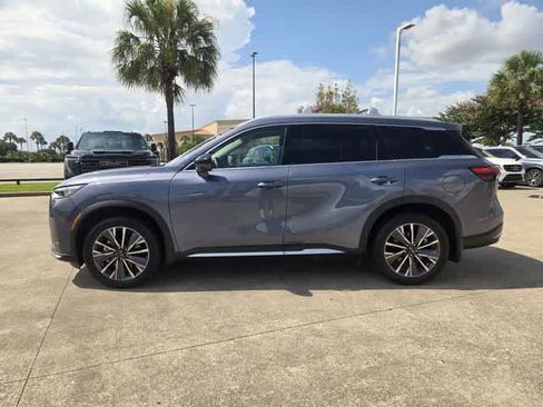 Certified 2026 INFINITI QX60 Luxe w/ Cargo Package FWD image 3