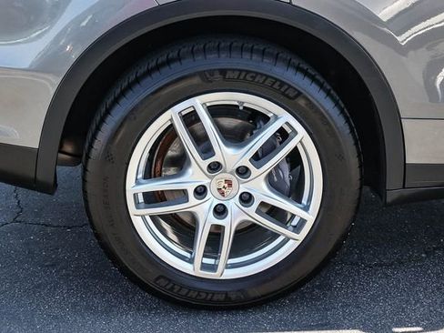 Used 2012 Porsche Cayenne image 8