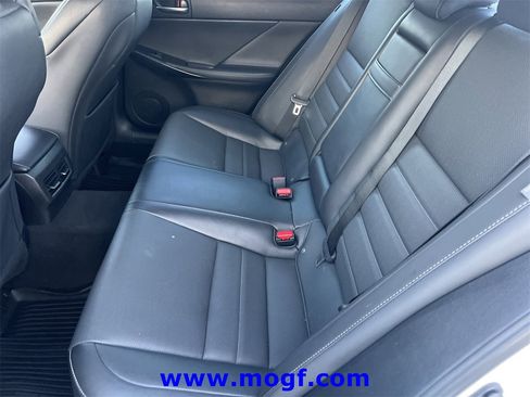 Used 2021 Lexus IS 350 F Sport image 21