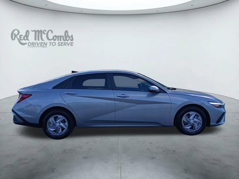 New 2026 Hyundai Elantra SE image 6