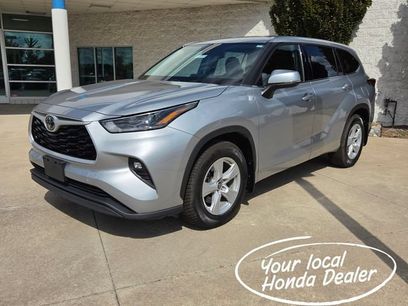 Used 2021 Toyota Highlander LE