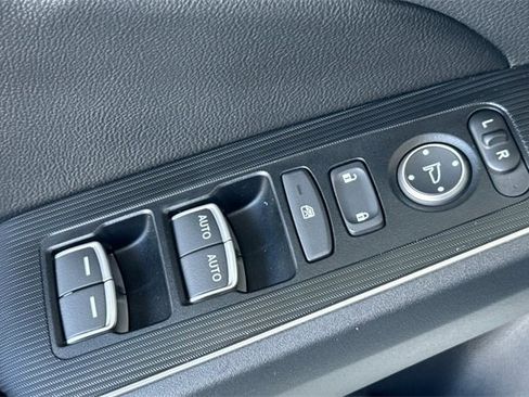 Certified 2023 Honda Civic Touring image 13