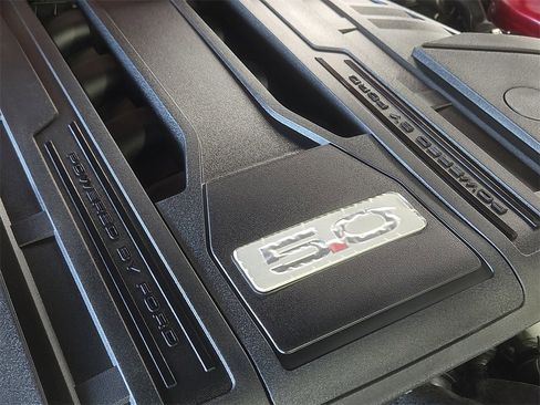 Used 2021 Ford Mustang GT Premium w/ Equipment Group 401A image 8