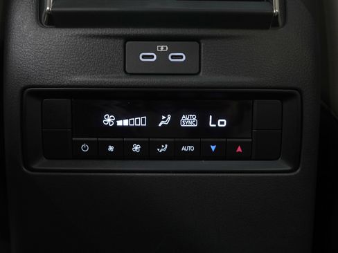 Certified 2024 MAZDA CX-90 Plug-In Hybrid w/ Premium Pkg image 23