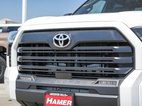 New 2026 Toyota Tundra SR5 AWD/4WD image 6