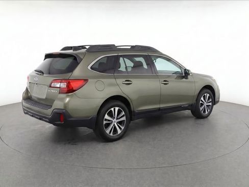 Used 2019 Subaru Outback 2.5i Limited AWD/4WD image 7