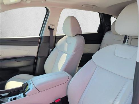 Used 2025 Hyundai Tucson SEL FWD image 11
